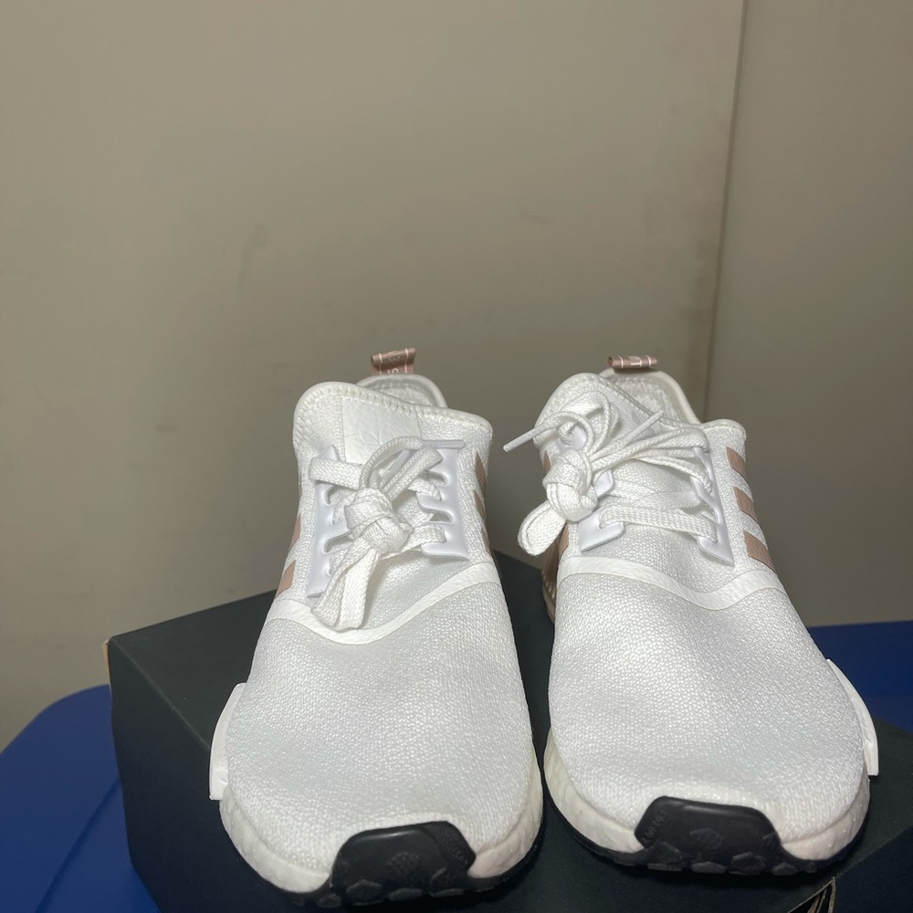 Adidas NMD R1 - Picture 3 of 4